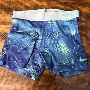 Nike shorts 3”